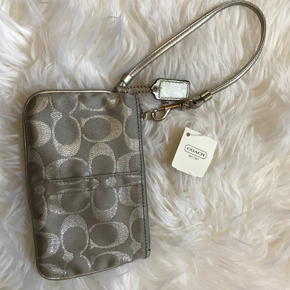 NWT Coach Wristlet